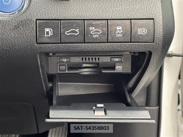 Toyota CAMRY 2018 8687726-19
