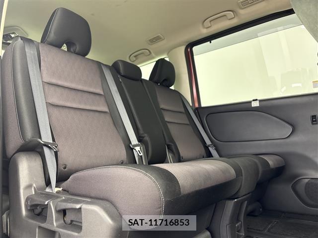 Nissan SERENA 2017 8927750-11