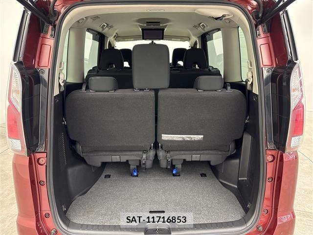 Nissan SERENA 2017 8927750-4