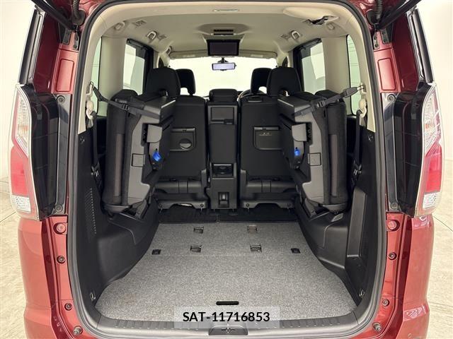 Nissan SERENA 2017 8927750-6