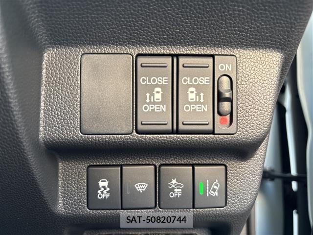Honda FREED 2023 8684691-1
