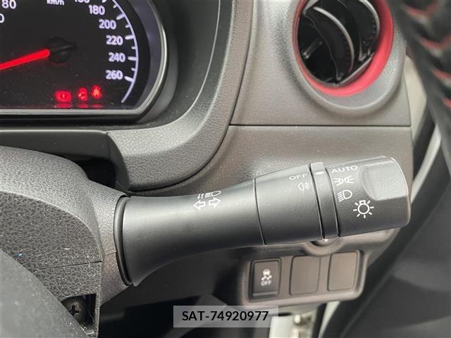 Nissan NOTE 2014 8913140-17
