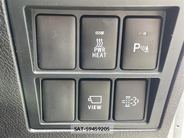 Toyota HILUX 2022 8682902-10
