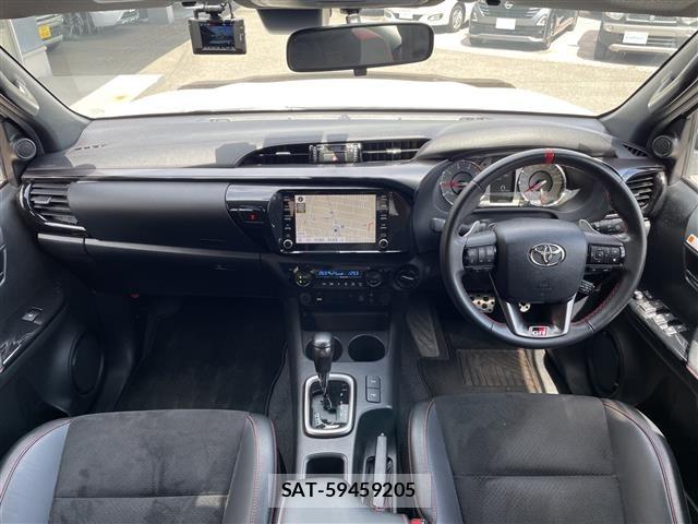 Toyota HILUX 2022 8682902-14