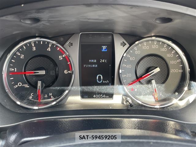 Toyota HILUX 2022 8682902-5