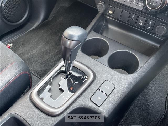 Toyota HILUX 2022 8682902-8