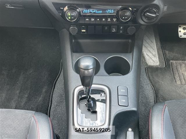 Toyota HILUX 2022 8682902-9