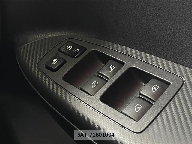 Mitsubishi ECLIPSE CROSS 2021 8926318-4