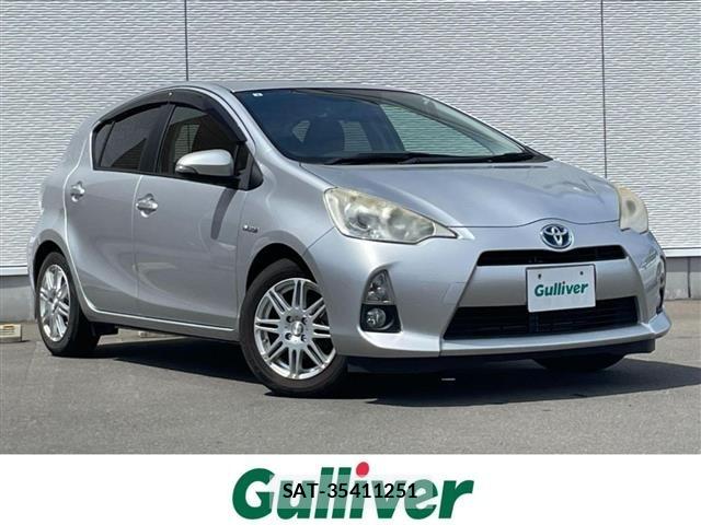 Toyota AQUA 2013 8705802-0