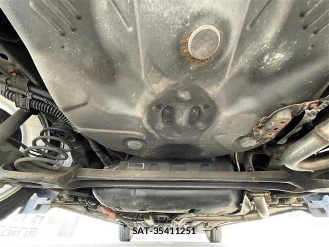 Toyota AQUA 2013 8705802-11