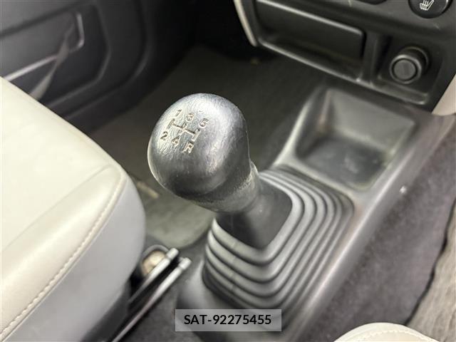 Suzuki JIMNY 2009 8932927-4