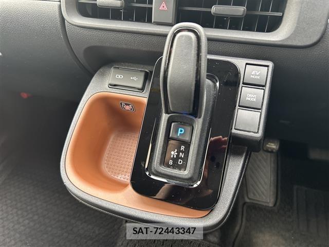 Toyota SIENTA 2023 8671788-10