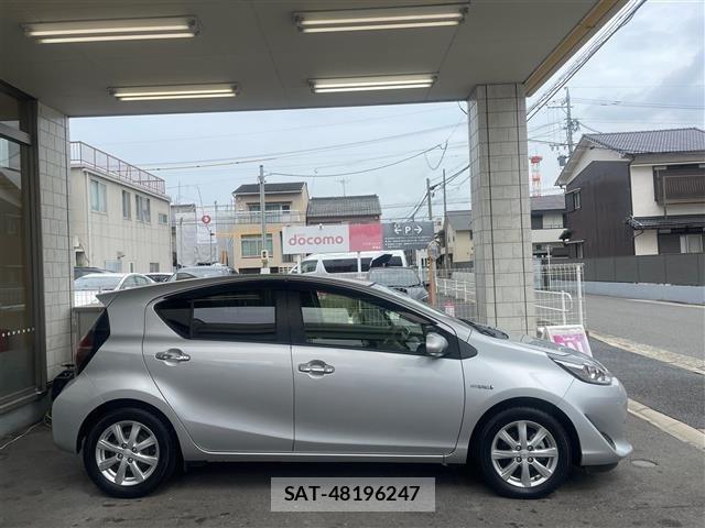 Toyota AQUA 2019 8705803-12