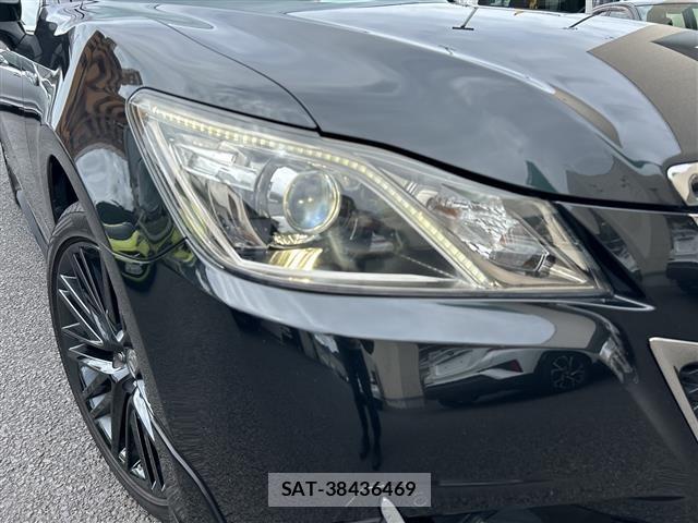 Toyota CROWN 2015 8680580-11