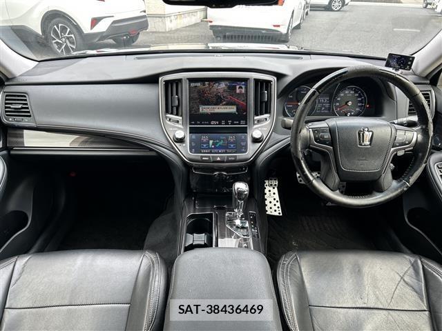 Toyota CROWN 2015 8680580-15