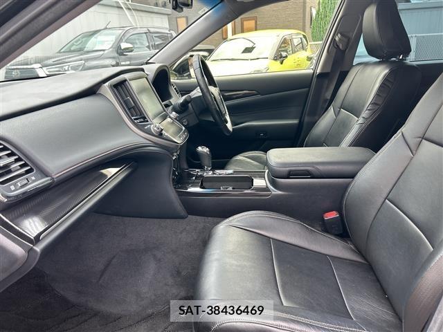 Toyota CROWN 2015 8680580-9