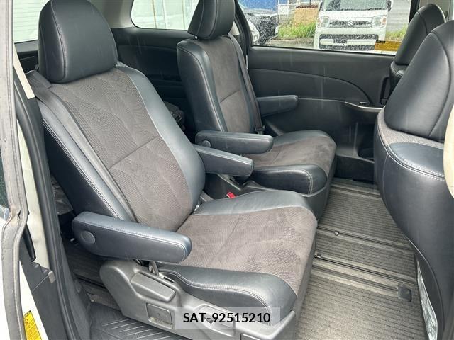 Toyota ESTIMA 2013 8909168-9