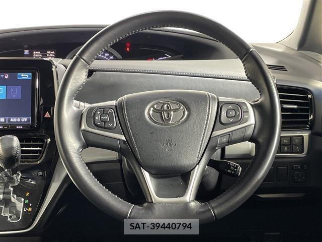 Toyota ESTIMA 2017 8692738-1