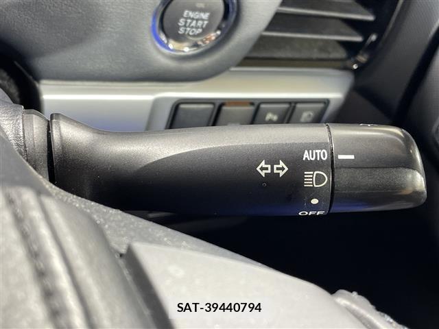 Toyota ESTIMA 2017 8692738-6