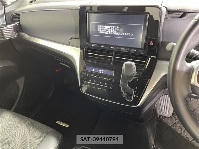 Toyota ESTIMA 2017 8692738-8