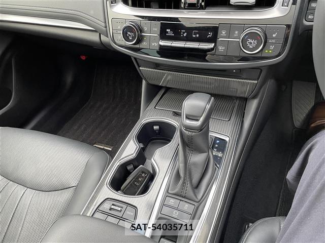 Toyota CROWN 2021 8734347-1