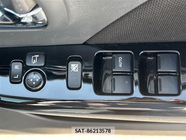 Suzuki WAGON R 2013 8921334-1