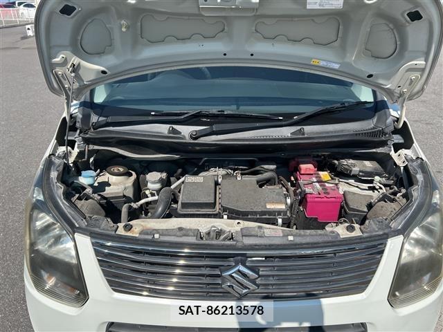 Suzuki WAGON R 2013 8921334-14