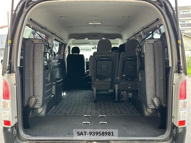 Toyota HIACE WAGON 2017 8861813-8