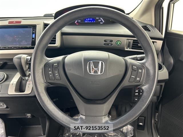 Honda FREED 2015 8952292-5