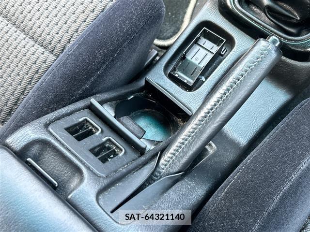 Subaru LEGACY B4 2001 8811969-11