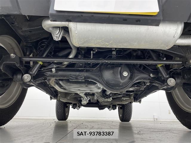 Suzuki JIMNY 2023 8932928-13