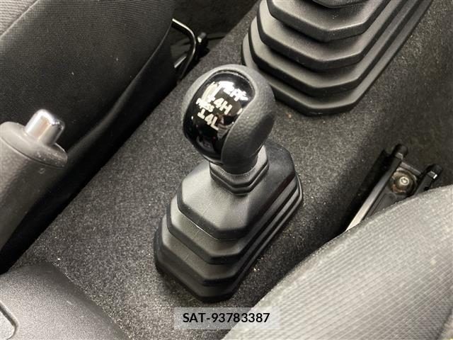 Suzuki JIMNY 2023 8932928-2