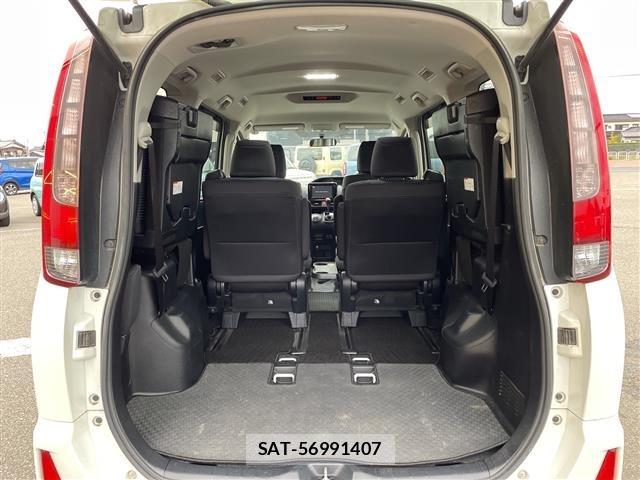Toyota NOAH 2015 8683581-12