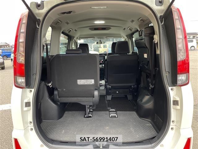 Toyota NOAH 2015 8683581-20
