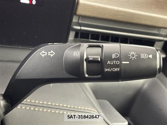 Nissan SERENA 2023 8927771-4