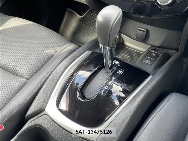Nissan X-TRAIL 2018 8929752-3