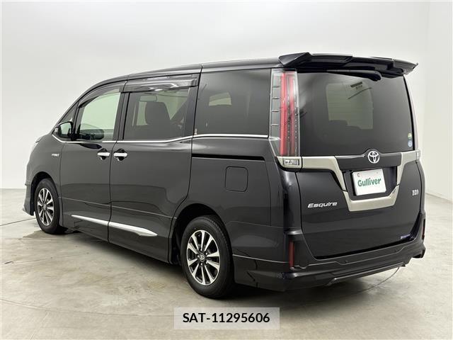 Toyota ESQUIRE 2019 8908866-6