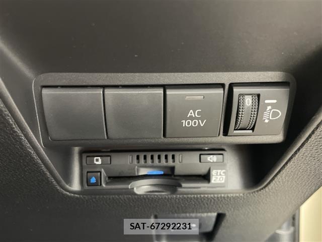 Toyota AQUA 2022 8705804-5