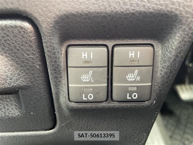 Toyota NOAH 2014 8683582-8