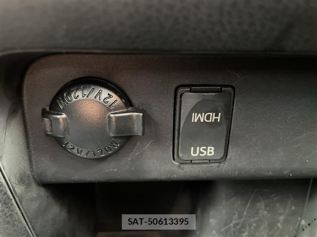 Toyota NOAH 2014 8683582-9