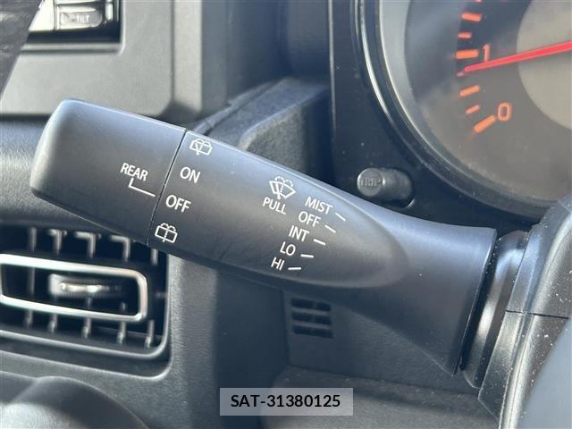 Suzuki JIMNY SIERRA 2023 8700502-9