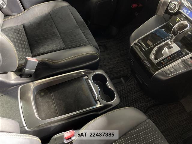 Toyota VELLFIRE 2017 8905353-7
