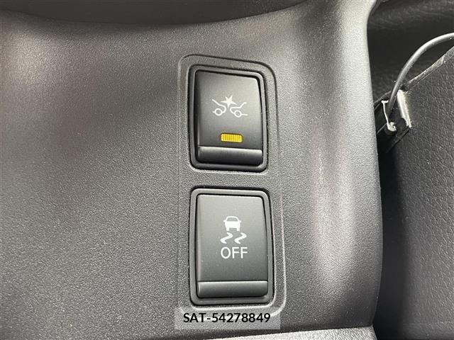 Nissan SERENA 2017 8927795-11
