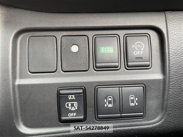 Nissan SERENA 2017 8927795-12