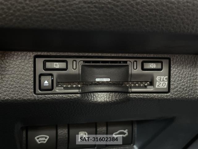 Toyota CROWN 2024 8680582-16