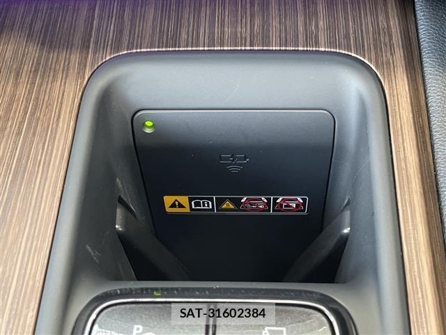 Toyota CROWN 2024 8680582-17