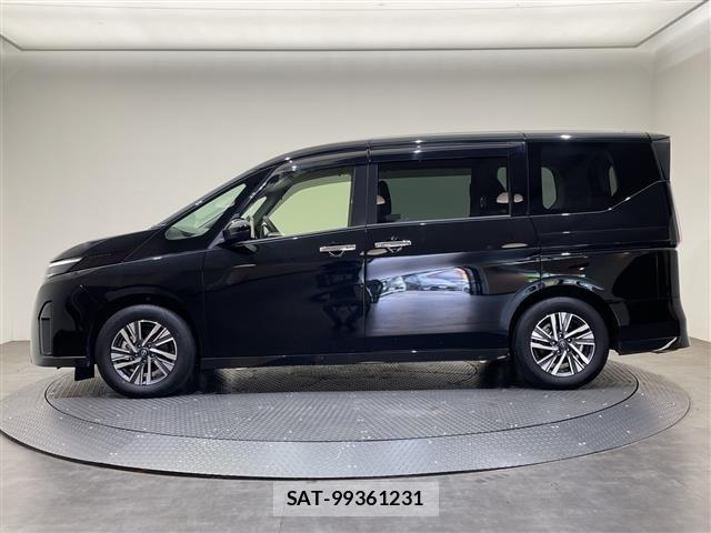 Nissan SERENA 2023 8672157-2