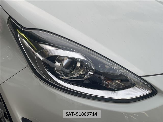 Toyota AQUA 2017 8705818-11