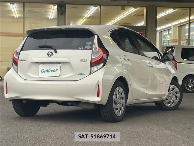 Toyota AQUA 2017 8705818-22