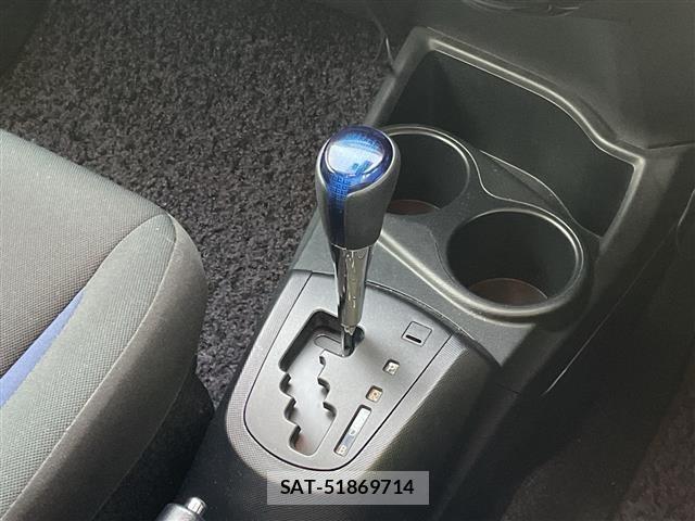 Toyota AQUA 2017 8705818-3